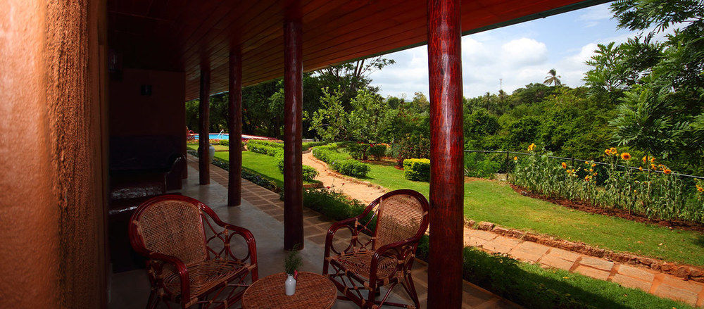 Grand & Gangula Hotel ดัมบูลลา ภายนอก รูปภาพ